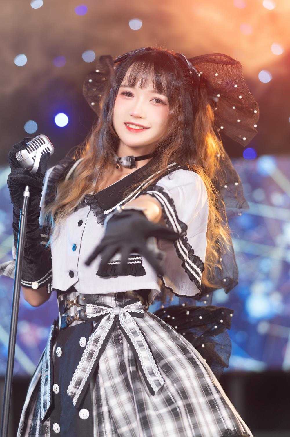 兔子Zzz不吃胡萝卜 92套写真合集(3)