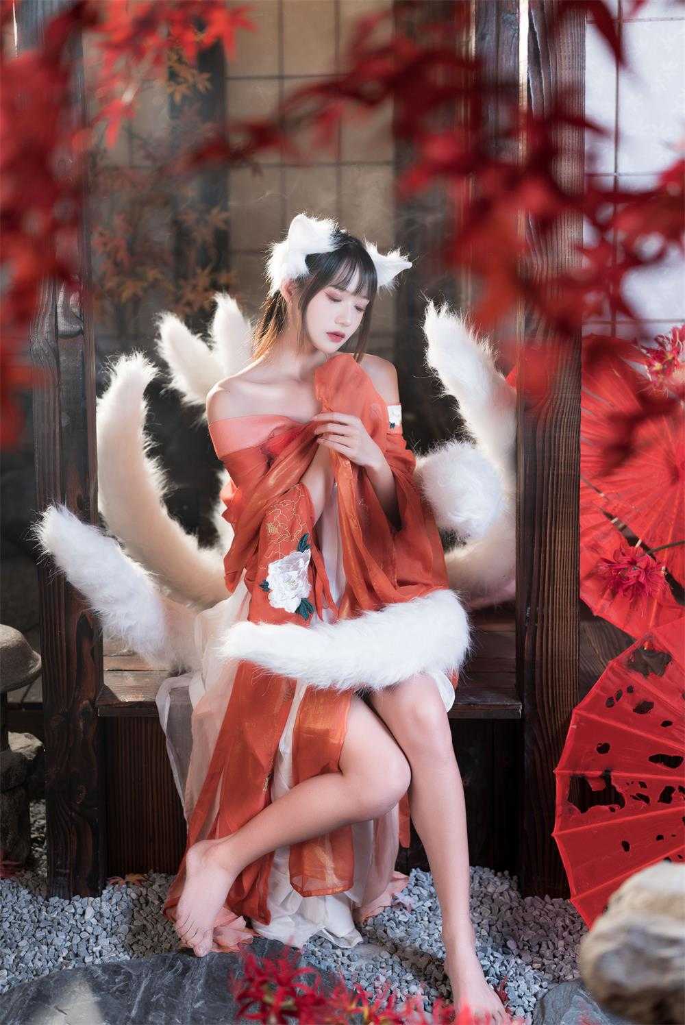 兔子Zzz不吃胡萝卜 92套写真合集(1)